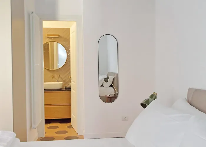 Trastevere Cisterna 4 *